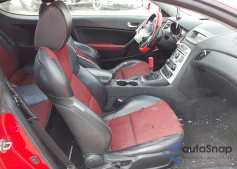 2010 Hyundai Genesis 2.0T Track из США, поврежденный, VIN KMHHT6KD2AU003646